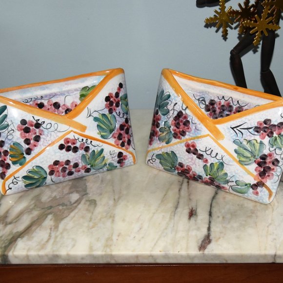 Unique! Pair of Pretty desktop or countertop porcelain mail, paper, card holder - Picture 7 of 8